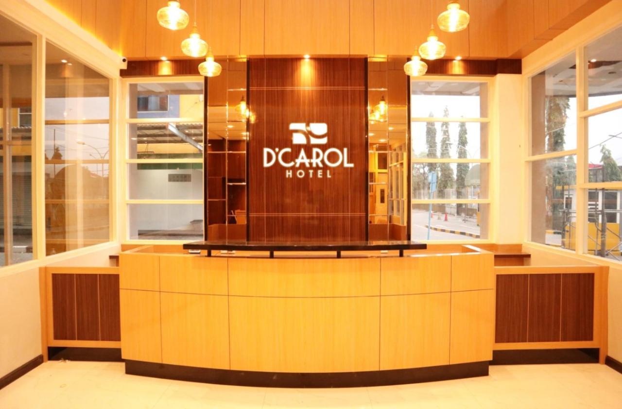 D'Carol Hotel スラバヤ エクステリア 写真